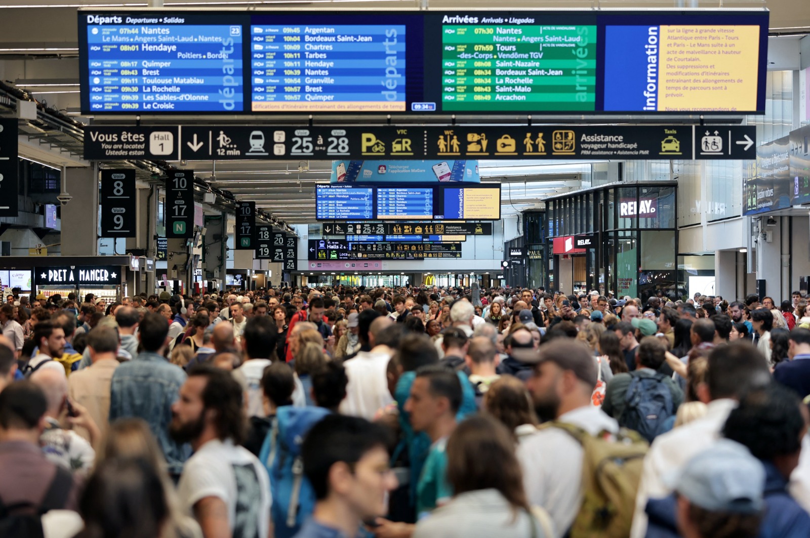Olimpiyat oyunlarının açılışına saatler kala Fransa’da tren hatlarına sabotaj!