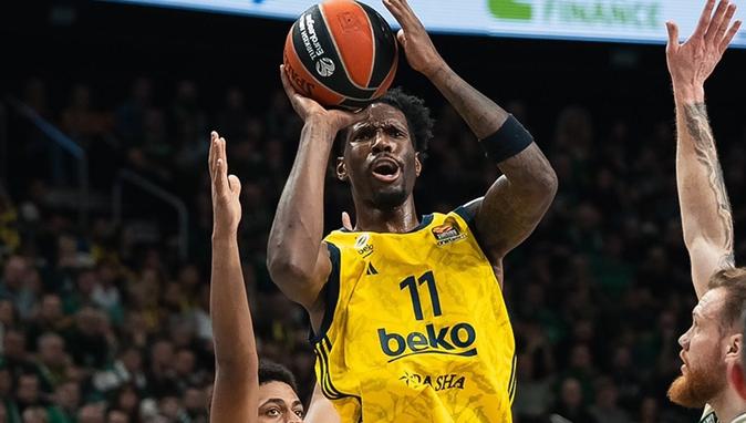 Bologna’yı deplasmanda devirdi. Lider Fenerbahçe Beko, Euroleague’de kazanmaya devam ediyor