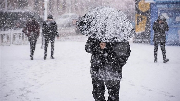 İstanbul’da Kar Alarmı! Çok sayıda uçak seferi iptal edildi